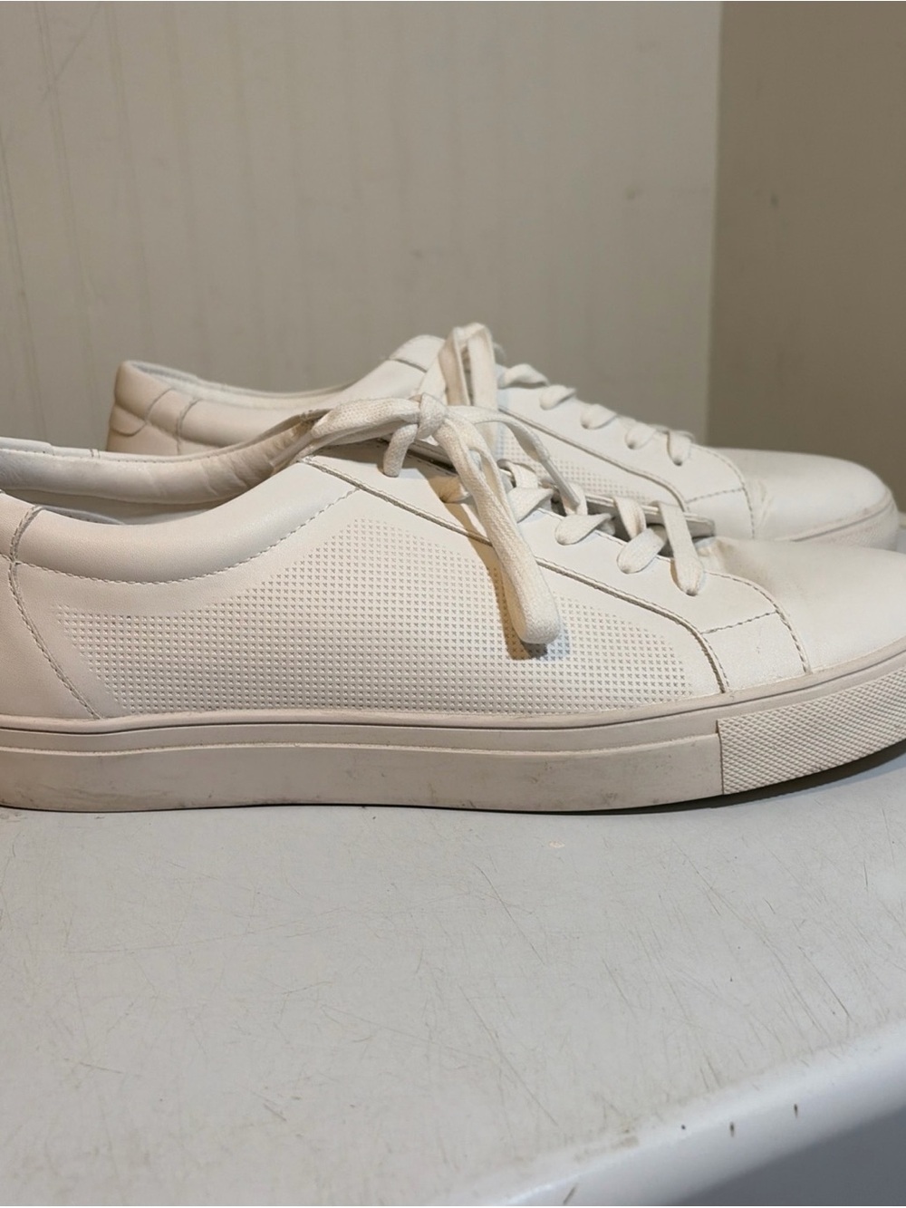 Nordstrom Rack Ortholite Men's White Low-Top Leather Casual Sneakers